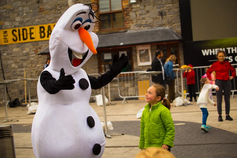 Press Photographer Dublin Kids Newspapper - E17