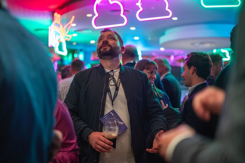 Event Decor And Branding Elements Close Up Gravity Bar - E17