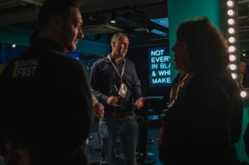 Speaker Presenting During Corporate Event In Dublin - E17