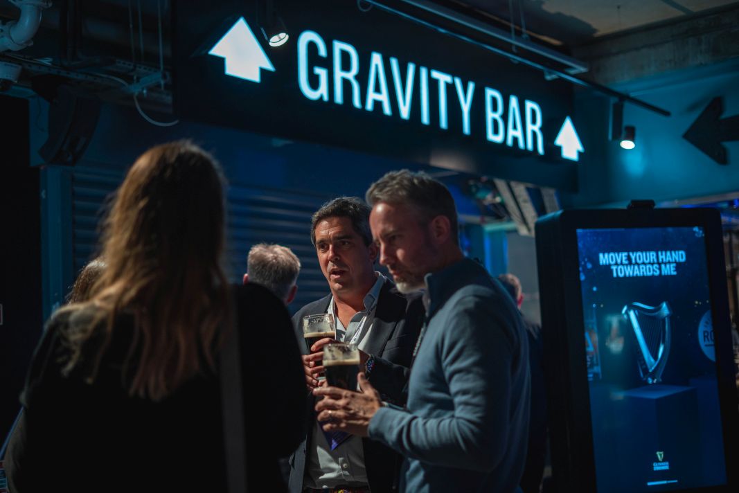 Sunset Lighting At Gravity Bar Corporate Event - E17