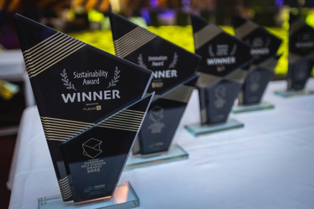 Awards At The Jury Desk, During The Gala Awards In Dublin Photographed Form The Angle - E17