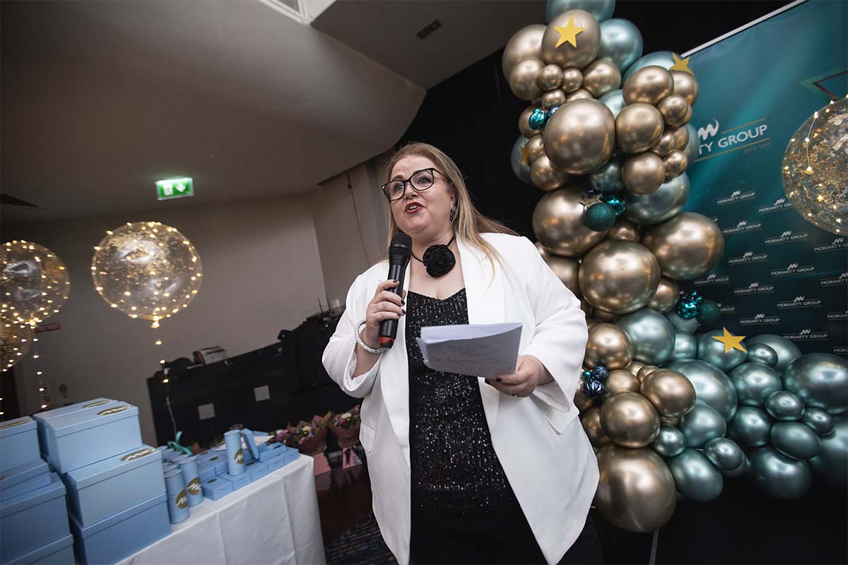 Christmas party photographer in dublin ireland - best photography for christmas party